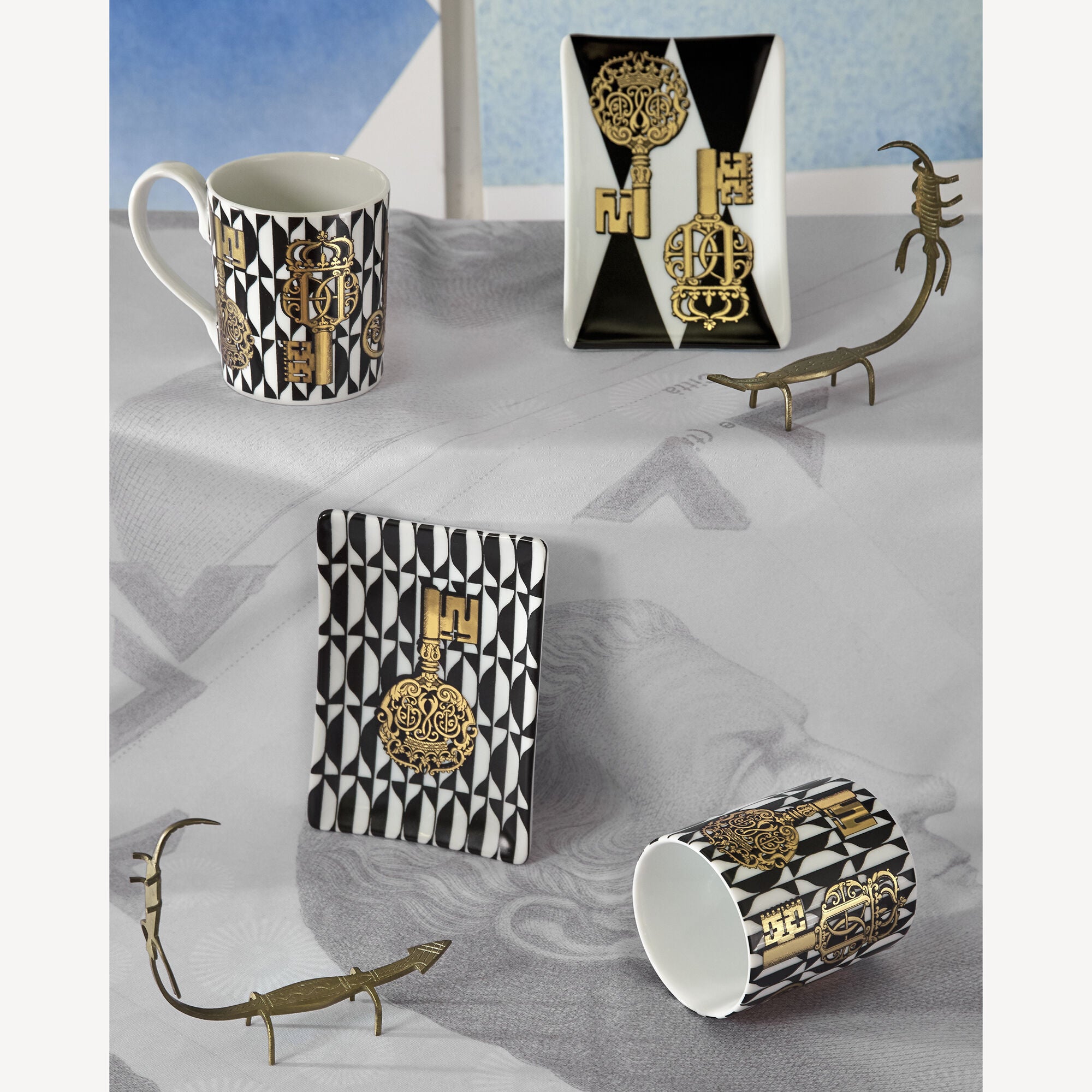 Fornasetti Mug Chiavi e Losanghe