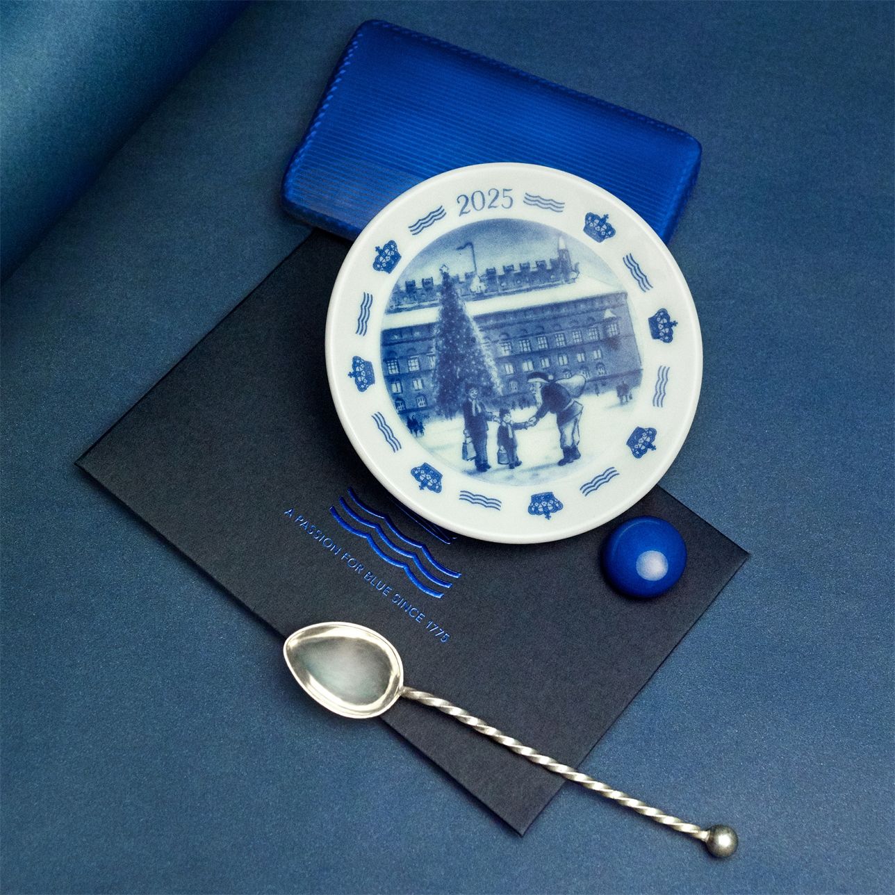 Royal Copenhagen Postcard plate 2021