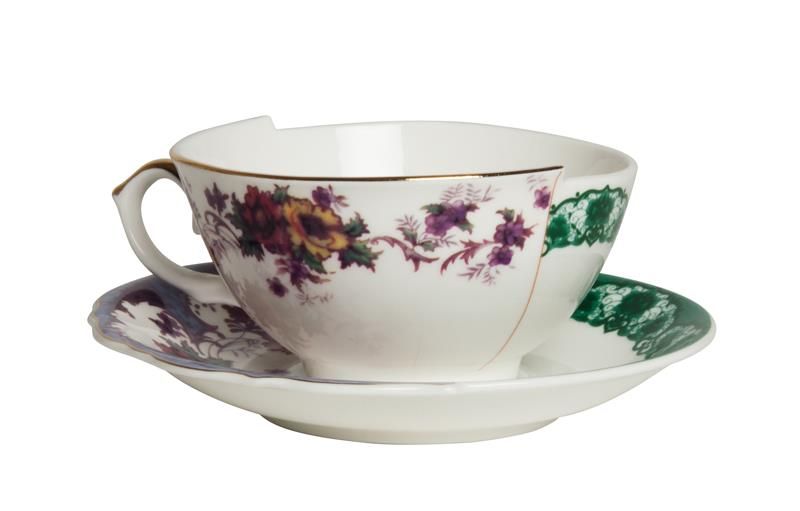 Seletti Hybrid Teetasse mit Untertasse aus Porzellan