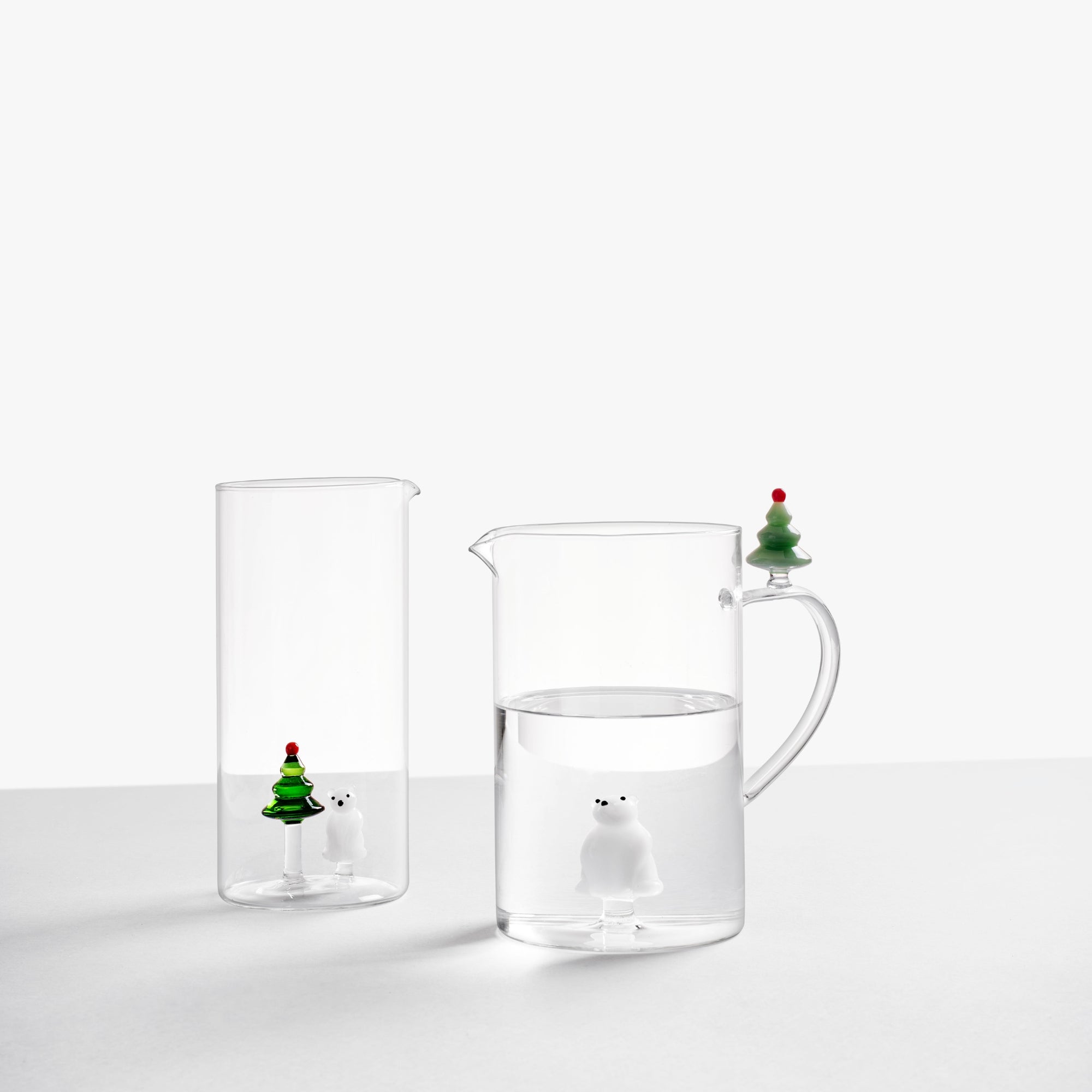 Ichendorf White Bear and Wish Tree Brocca senza manico Albero di Natale verde e orso bianco, , in vetro borosilicato