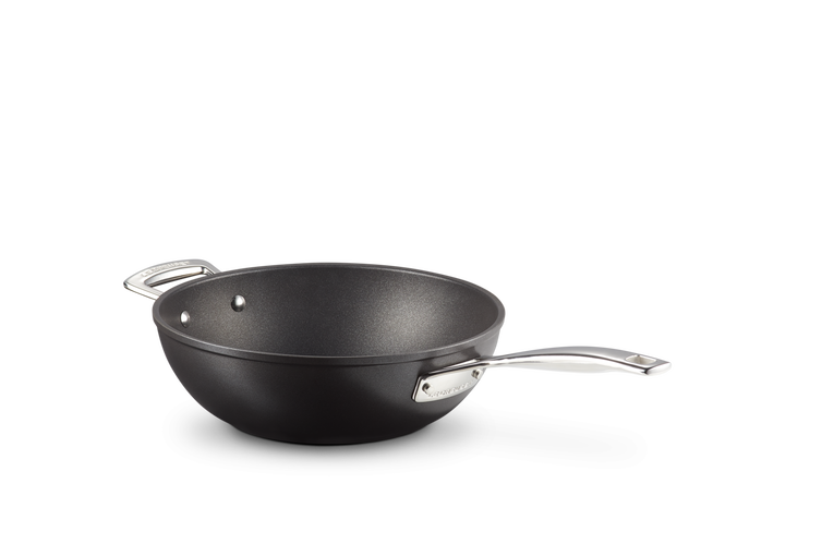 Le Creuset Wok pan with non-stick aluminum handle, Black