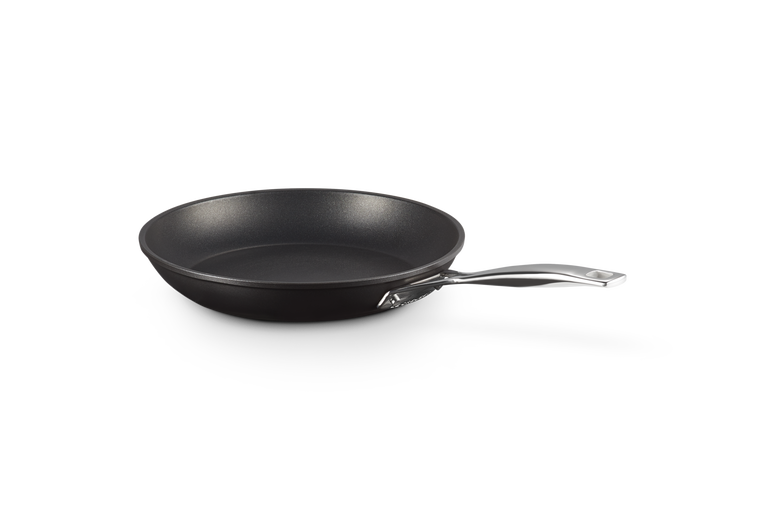 Le Creuset Sauté pan with non-stick aluminum handle, Black