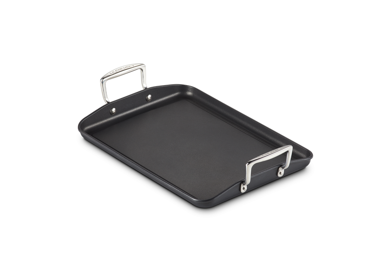 Le Creuset large smooth grill in non-stick aluminum