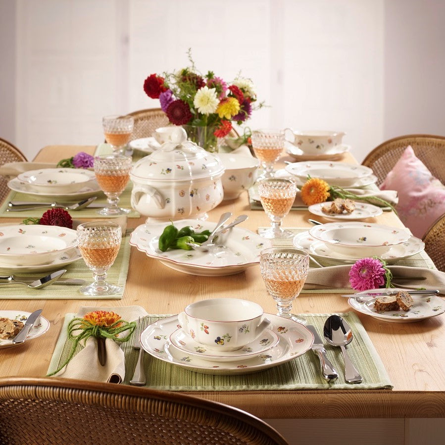 Villeroy &amp; Boch Petite Fleur 18-teiliges Set für 6 Personen, bestehend aus: 6 Speiseteller, 6 Suppenteller, 6 Dessertteller