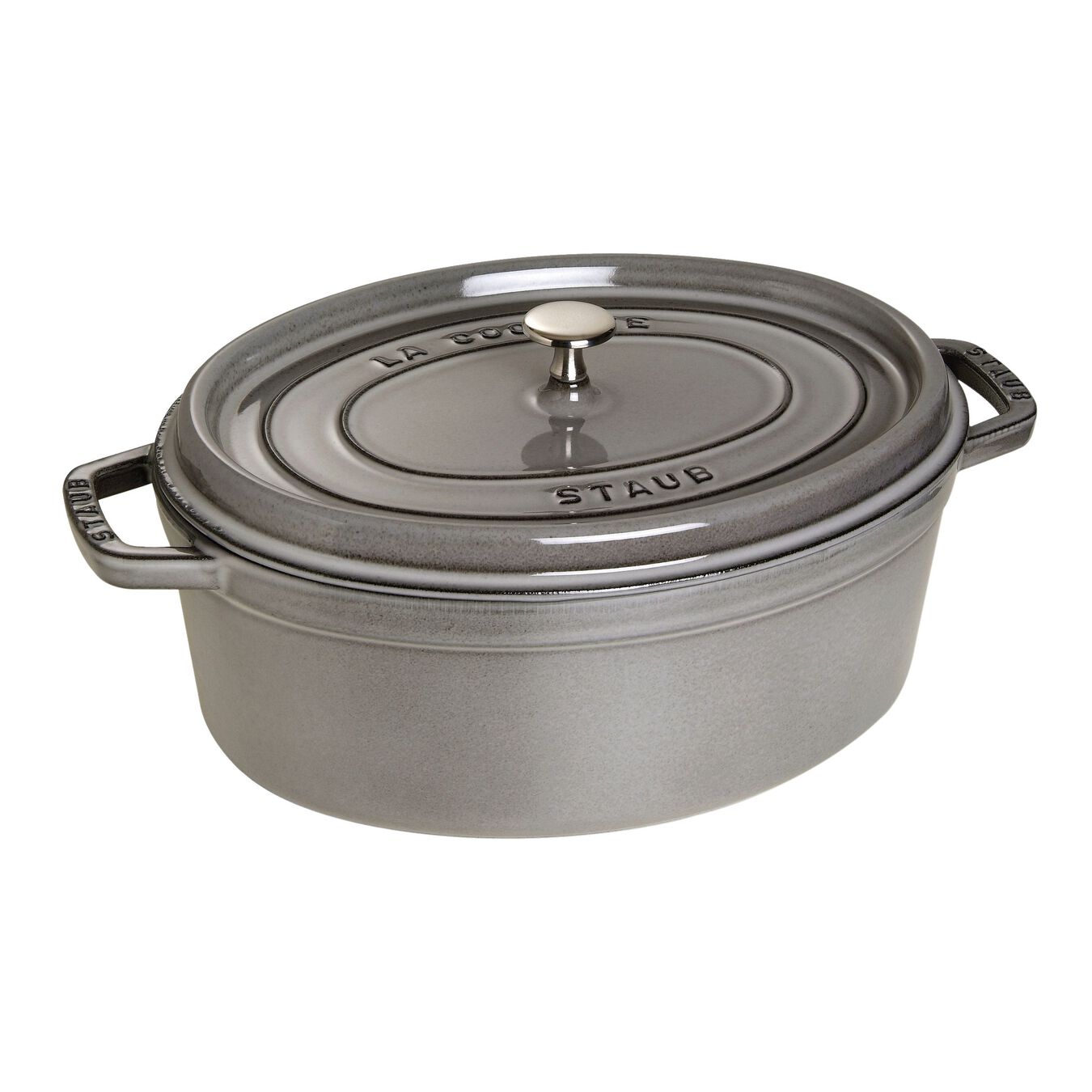 Staub Oval Cocotte in Cast Iron