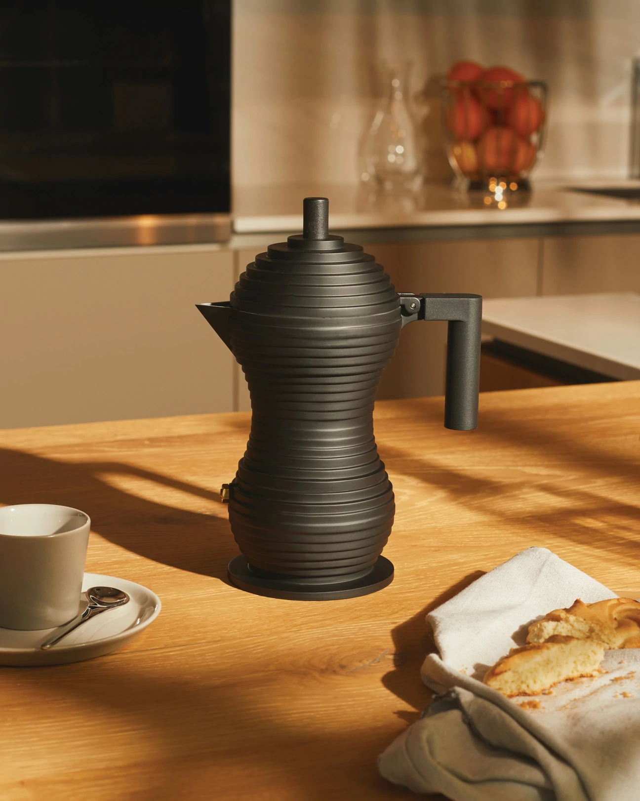 Alessi Pulcina Espresso Coffee Maker, in PA and Aluminum Casting, 1 Cup
