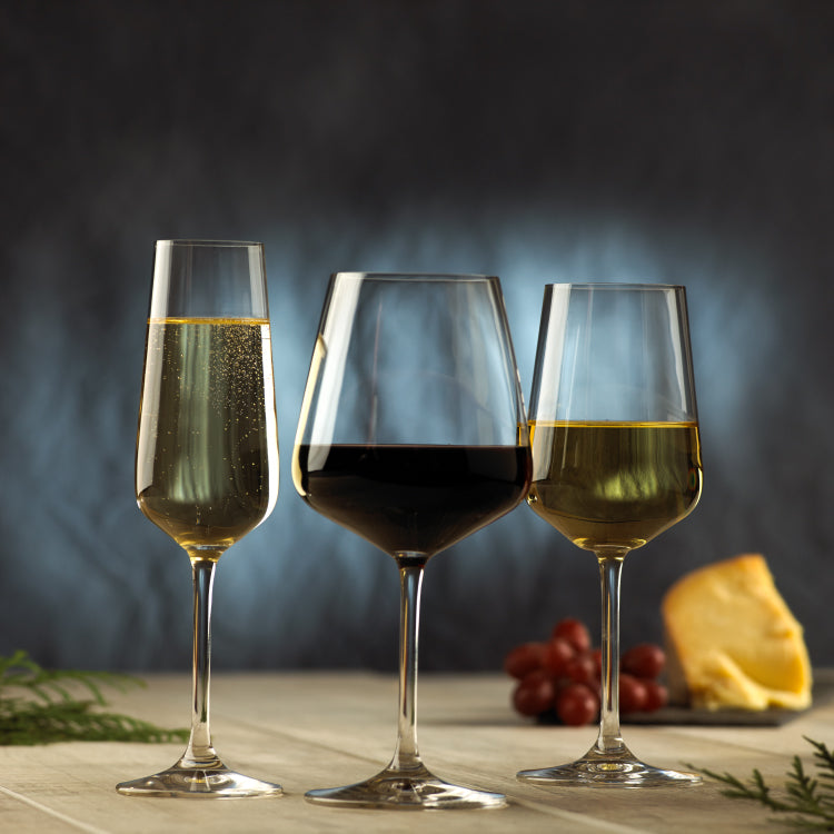 Villeroy &amp; Boch Ovid White Wine Glasses. 4 piece set