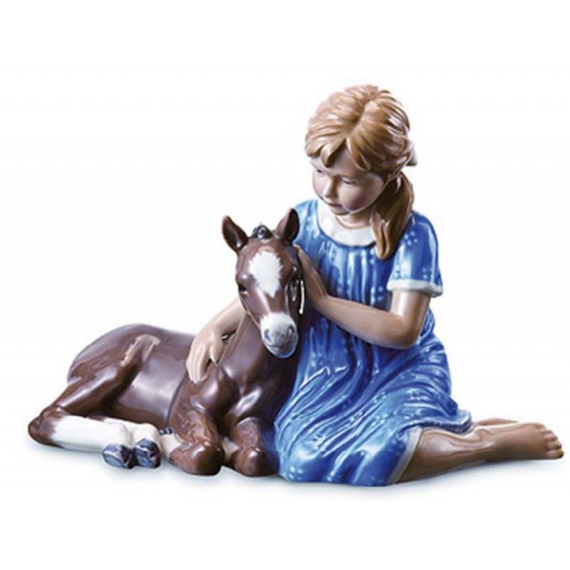 Royal copenhagen Little girl with foal